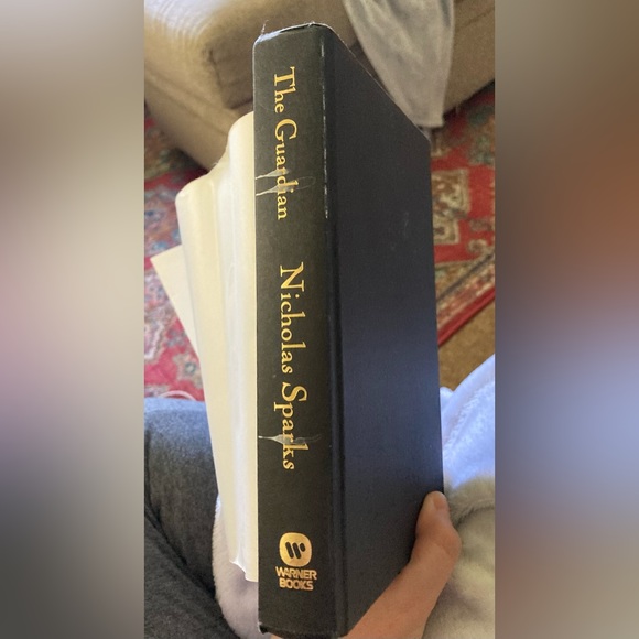 The Guardian by Nicholas Sparks - Picture 6 of 6